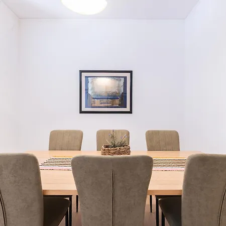 公寓 Classy 3-bedroom By Lovelystay Lisboa